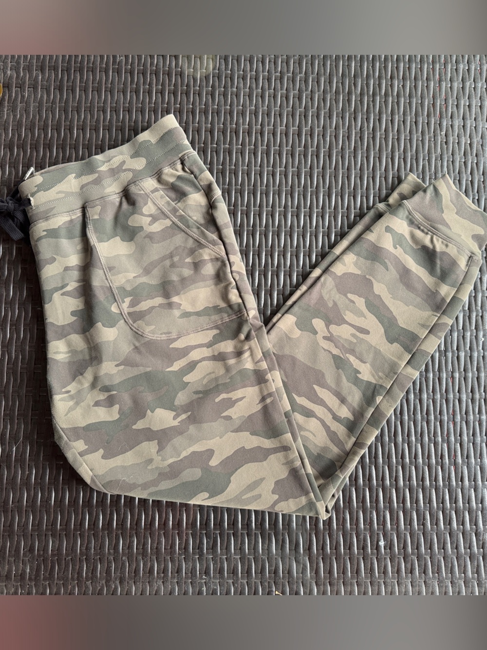 ZYIA Camo Joggers - Green & Tan